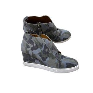 Linea Paolo Felicia suede gray camo Hidden wedge bootie sneaker size 9.5M